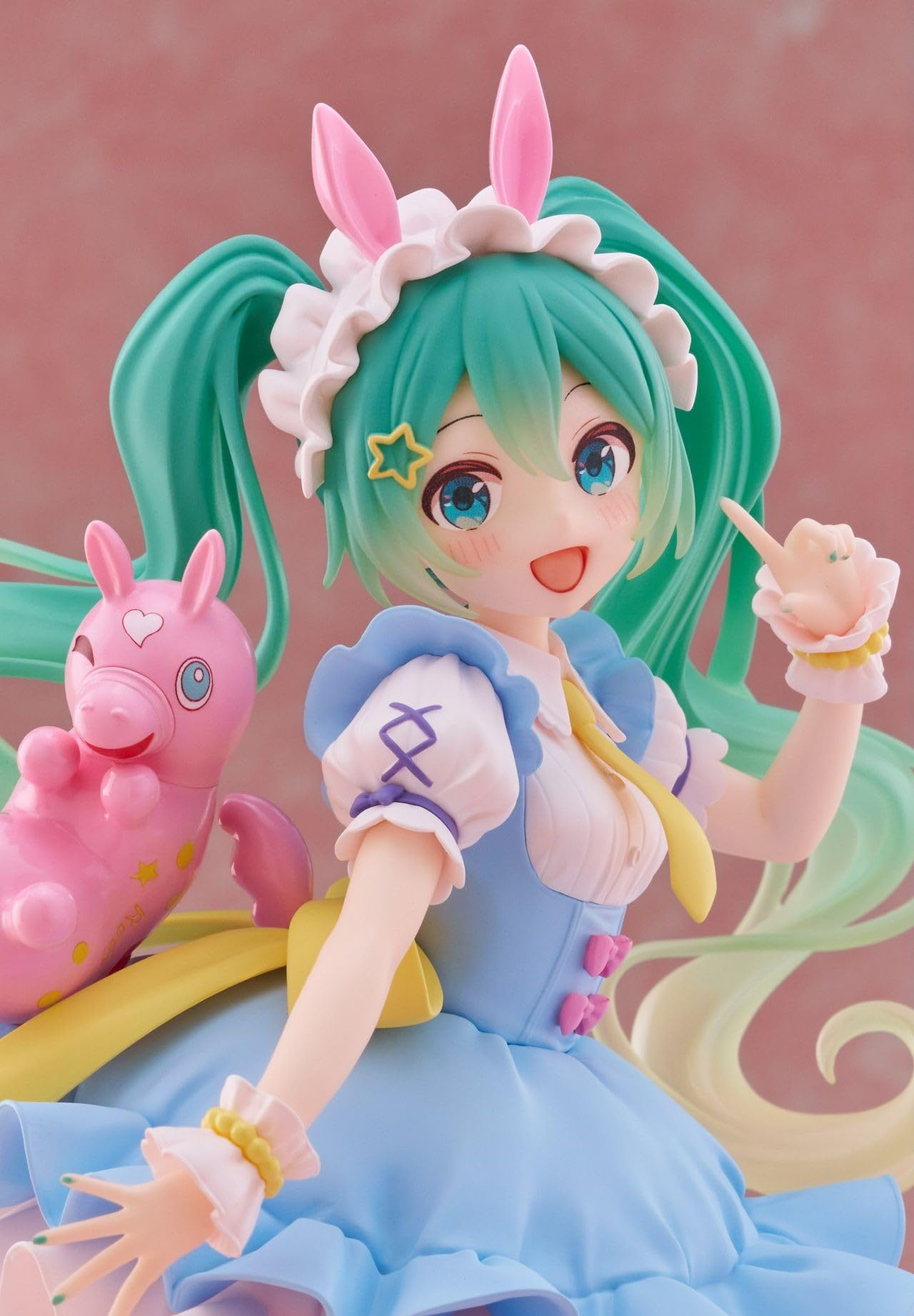Thunder Tech Hatsune Miku x Rody AMP+ Fairy Tale figure close-up on frills and accents.