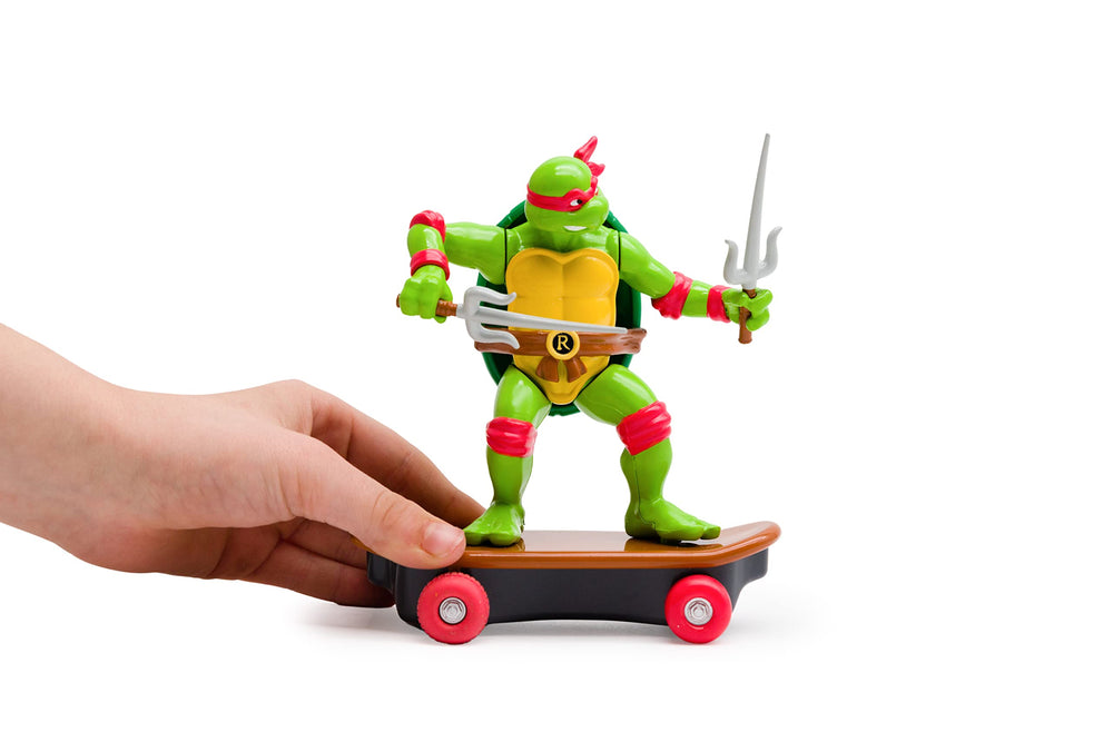 Leonardo joins the Sewer Shredders for varied TMNT adventures.