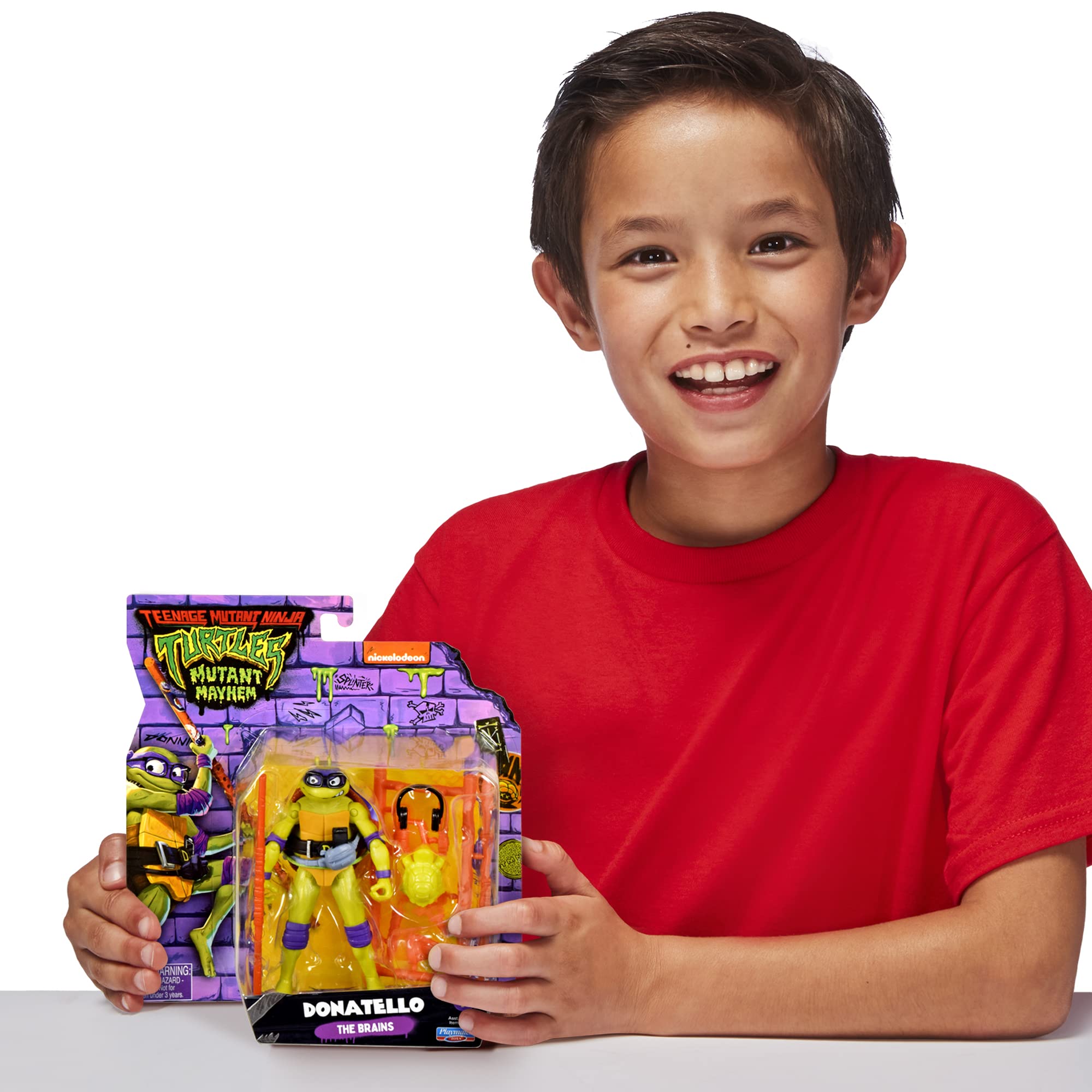 Baby turtle accessory adds depth to Donatello diorama.