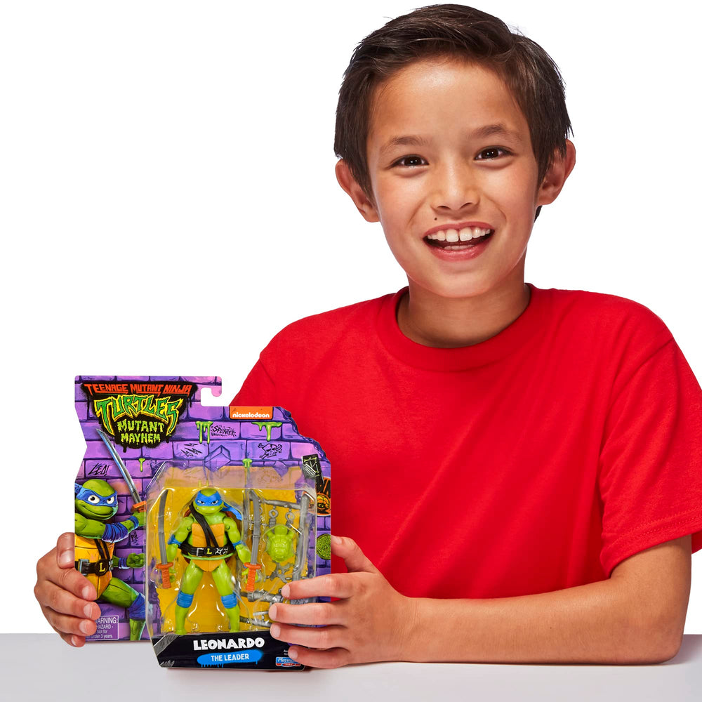 Includes a baby turtle detail for playful shelf display with Leonardo.