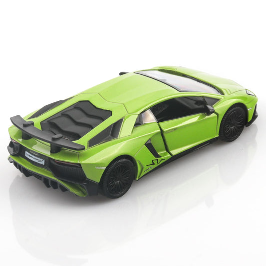 TOKAXI Aventador SV open-door feature in green for realistic display and collecting
