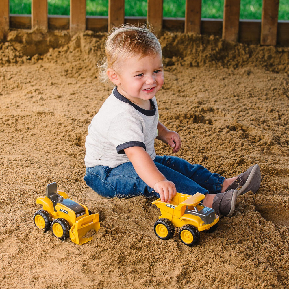 Officially licensed TOMY John Deere toys for authentic pretend play.