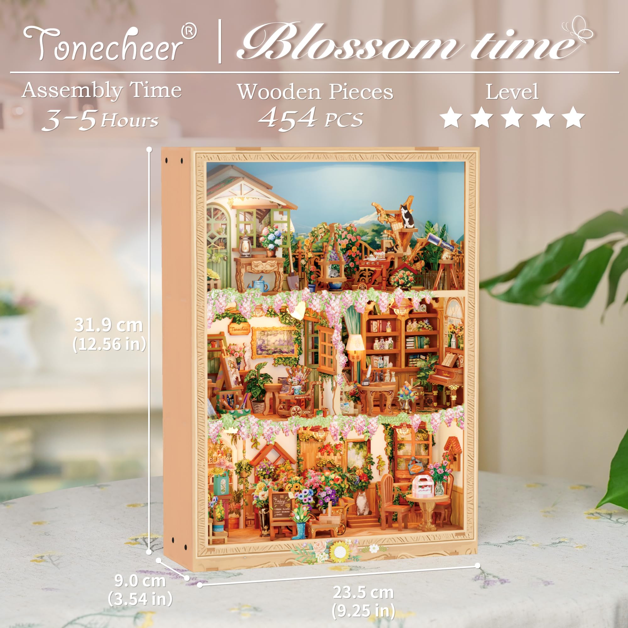Tonecheer dust cover included protecting the diorama display.