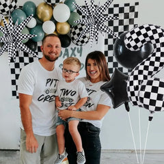 TONIFUL 18-inch black star balloons add a bold accent and festive sparkle.