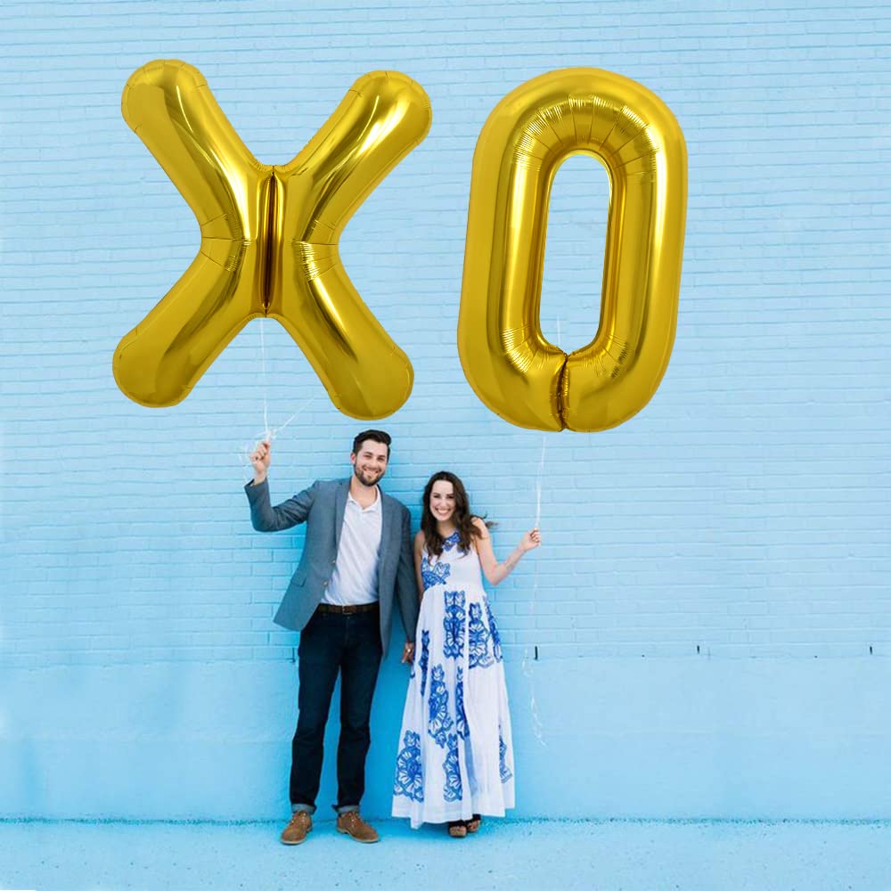 TONIFUL 40-inch letter balloon brightens birthday setups with bold, celebratory flair.