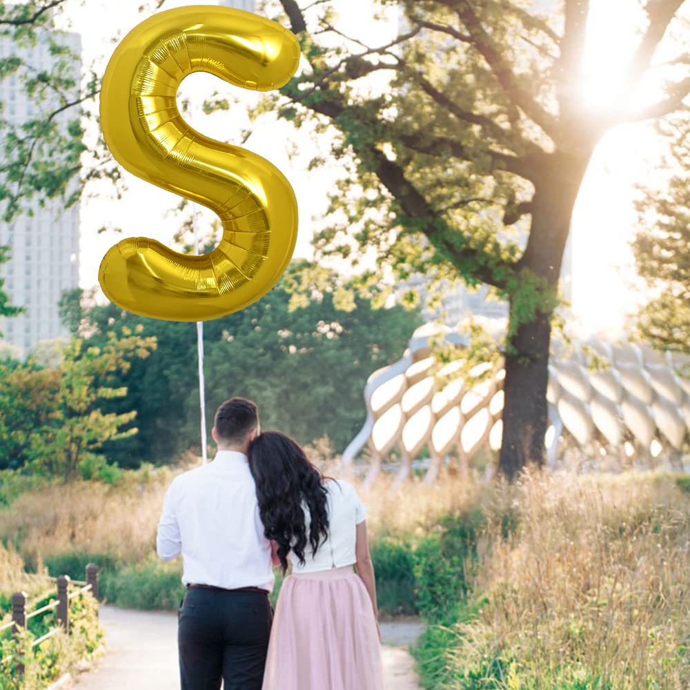 TONIFUL gold S balloon creates dazzling visuals for weddings and anniversaries