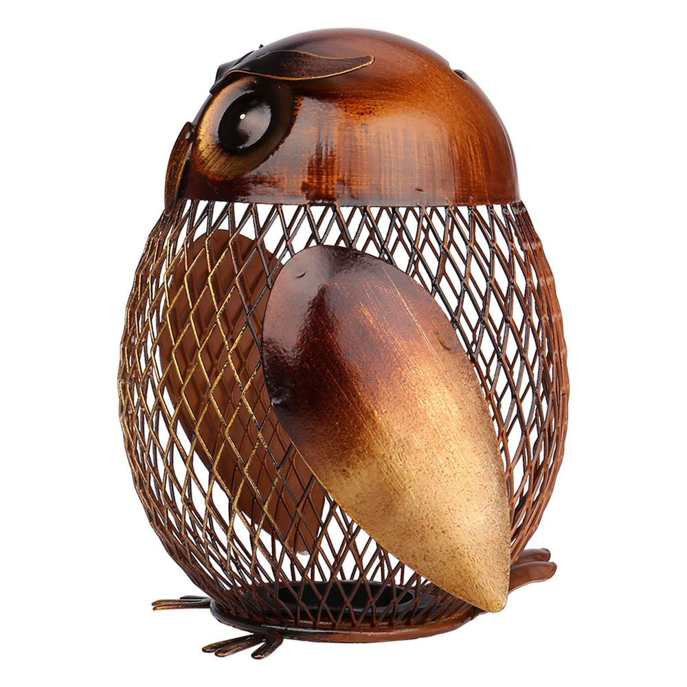 Tooarts owl features a large slot for coins and notes