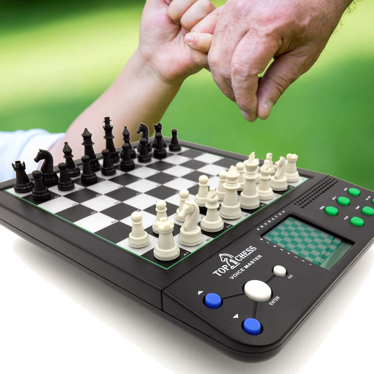 Top 1 Chess supports solo practice and family multiplayer sessions