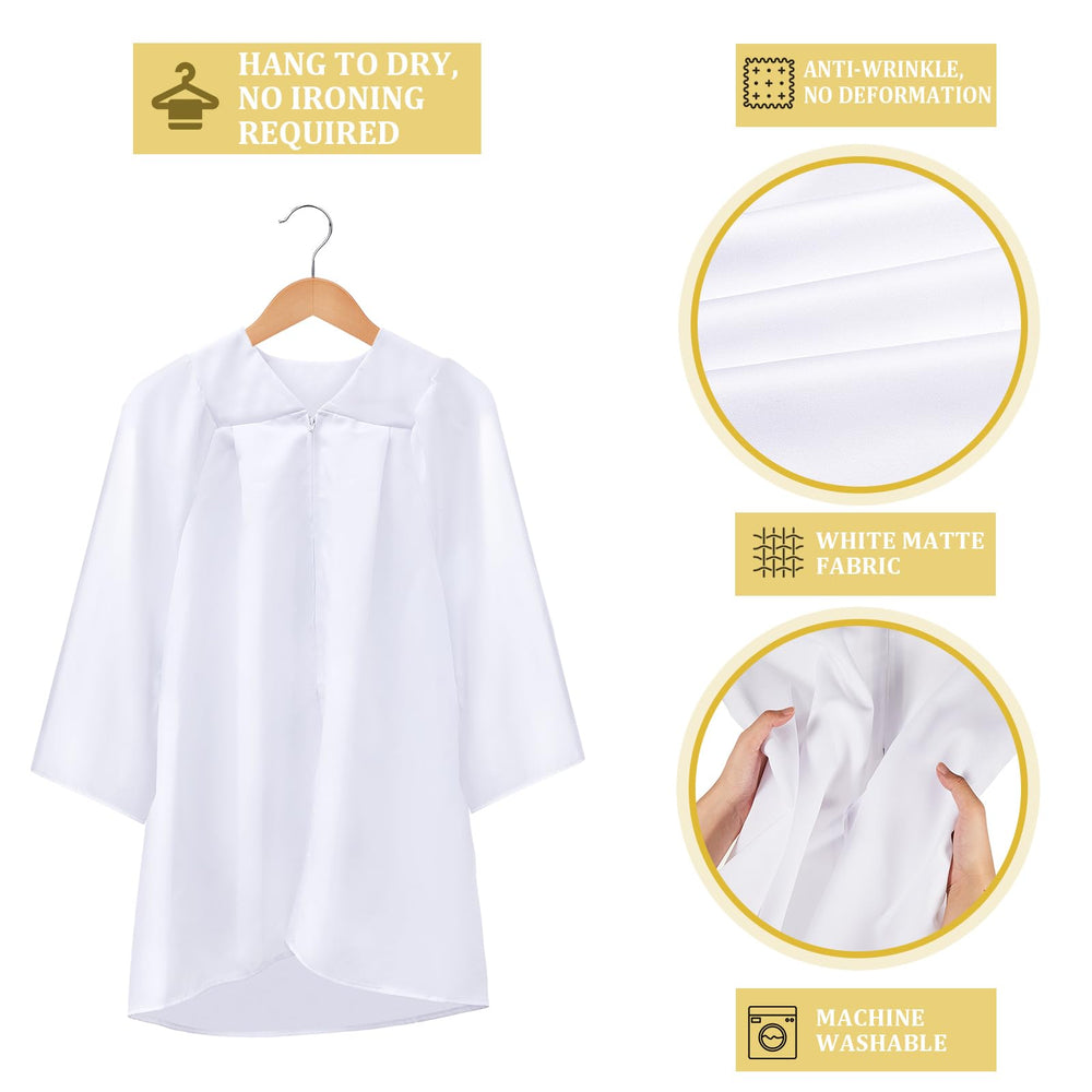 Toulite V-neck design and open sleeves for versatility.