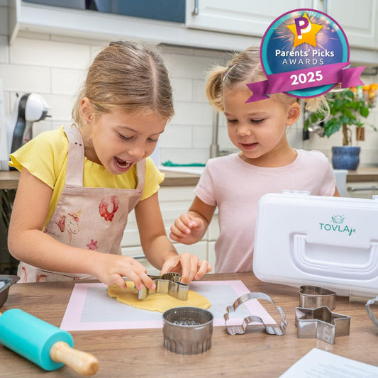 Tovla Jr unicorn apron protects outfits during messy baking