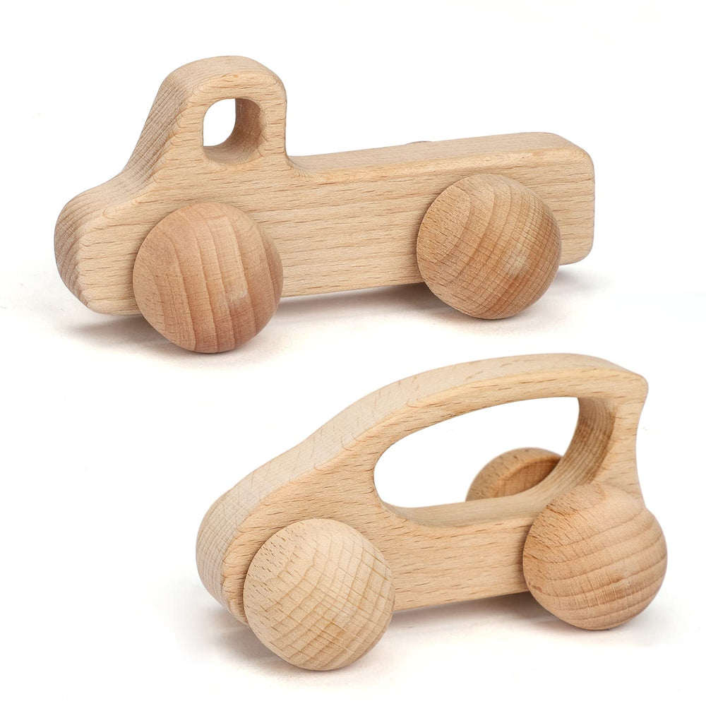 TOY Life wooden push-pull cars for babies promote early grasping and movement.