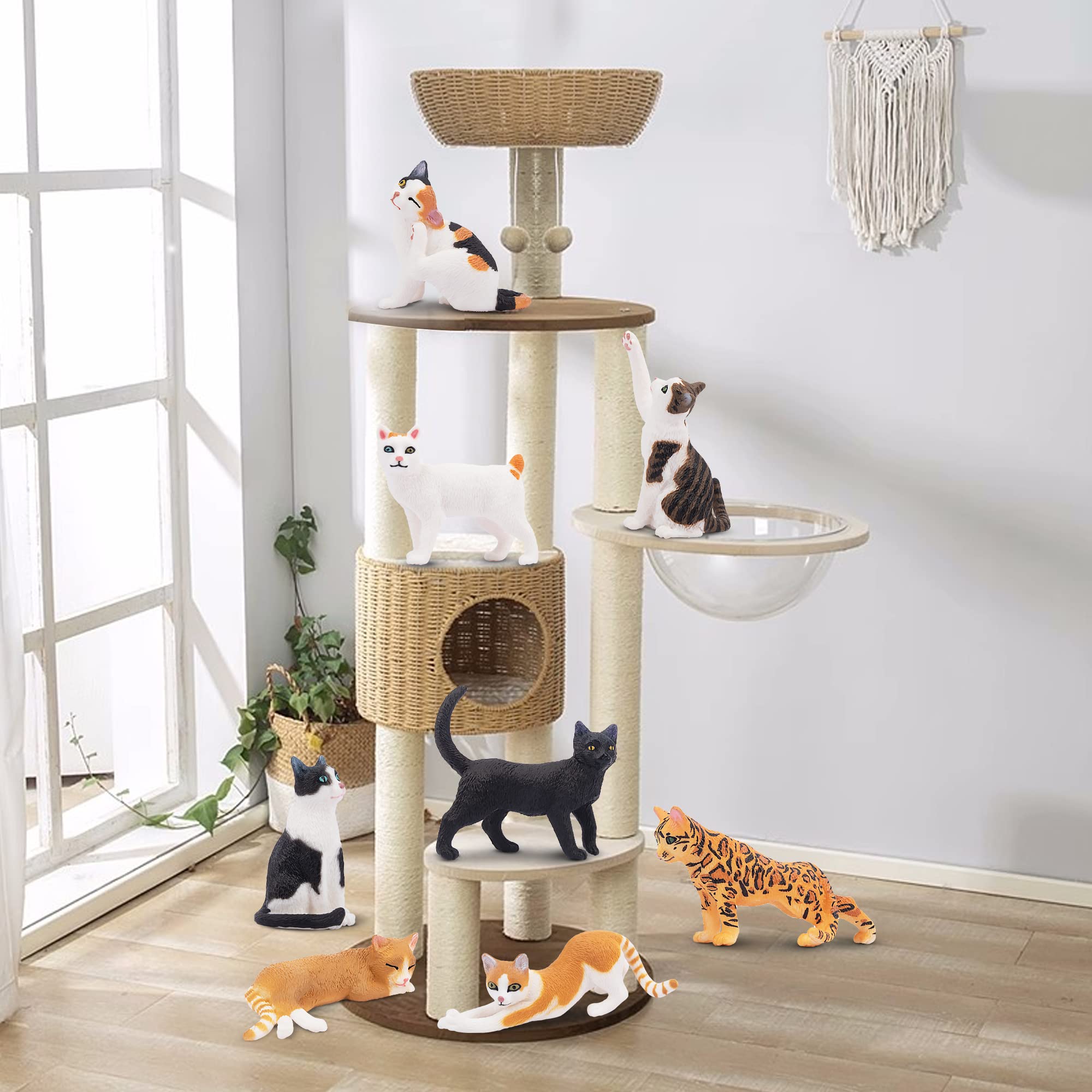 Toymany standing cat figures for desk displays and storytelling.