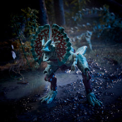 Transformers JP12 venom blast effect enhances dramatic battle poses.