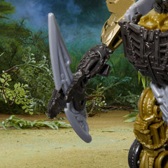 Transformers Battle Changers 4.5-inch scale supports easy conversion and action.