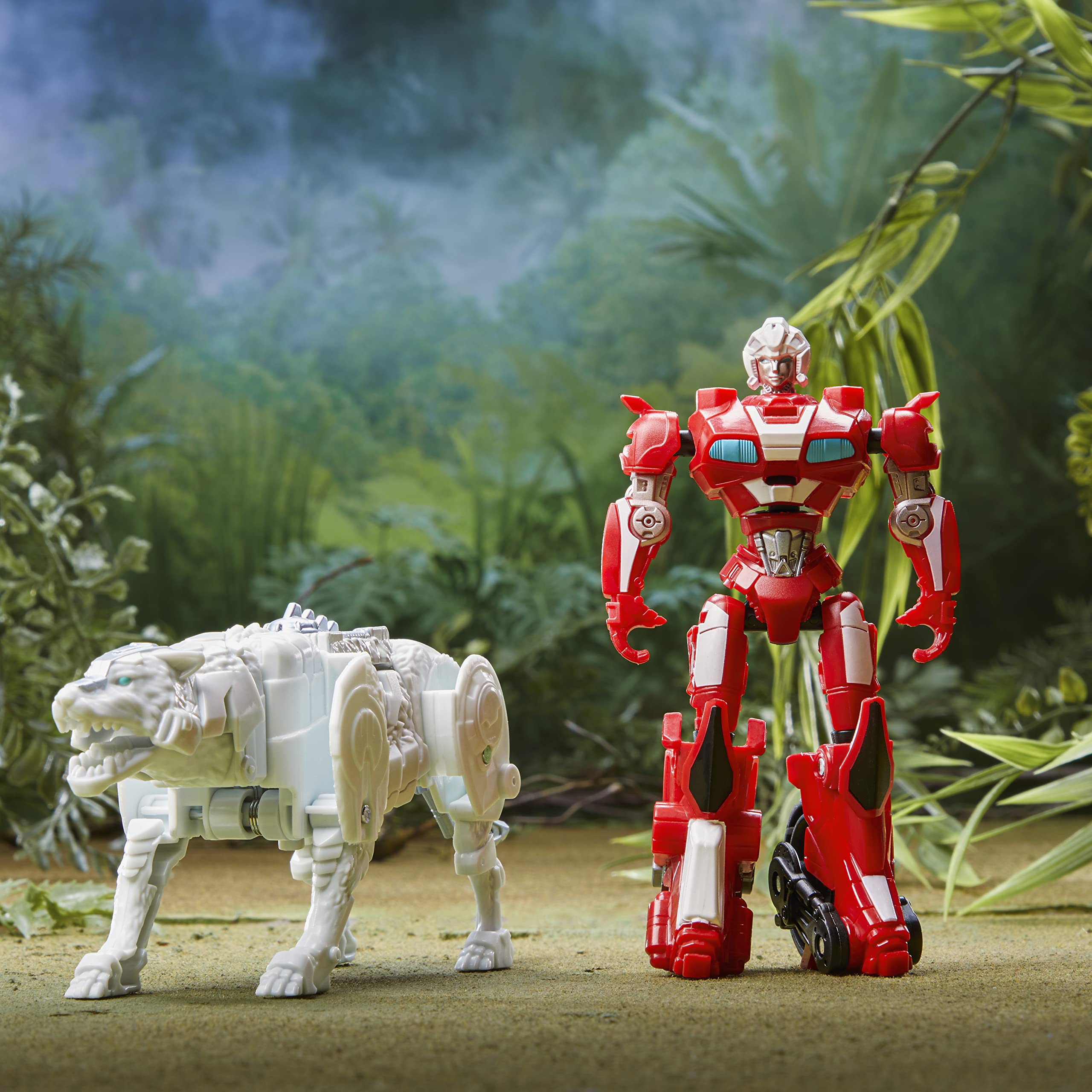 Transformers 2-pack supports cross-compatibility with other Beast Alliance figures.