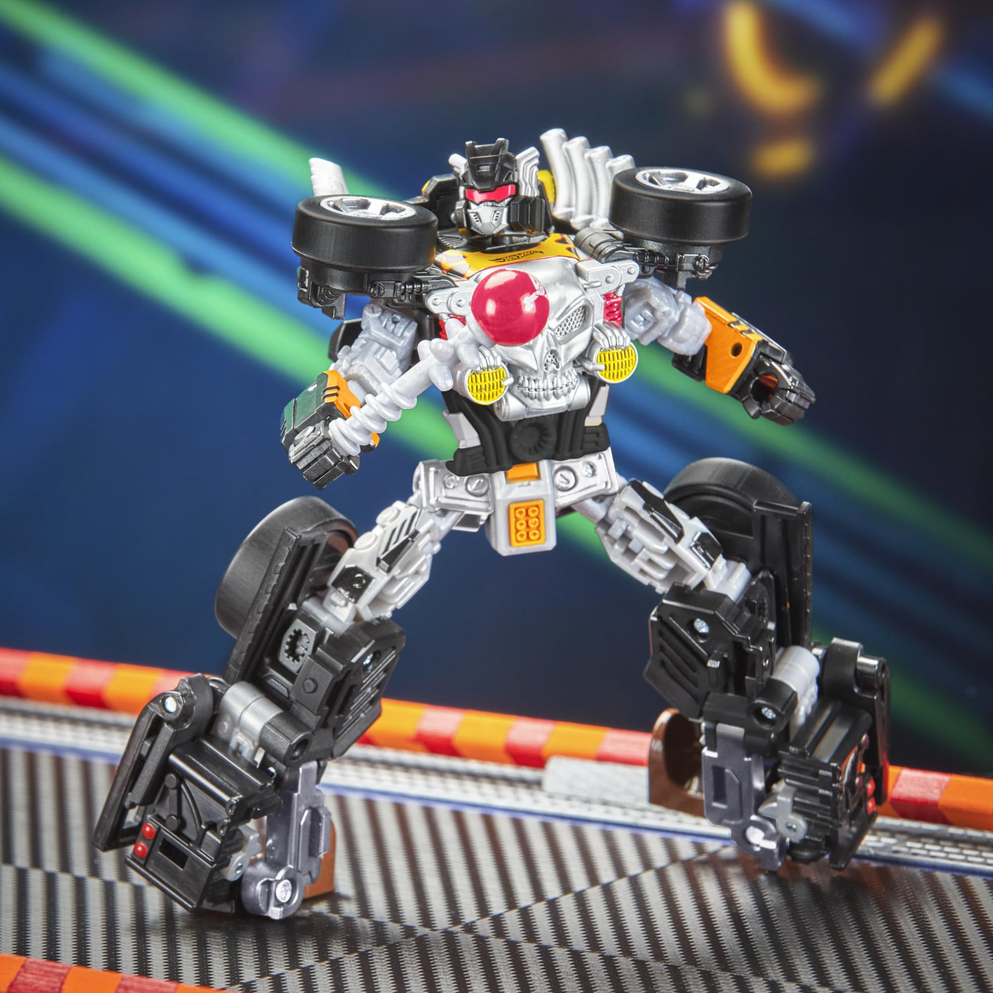 Robot mode stands at five inches for action posing