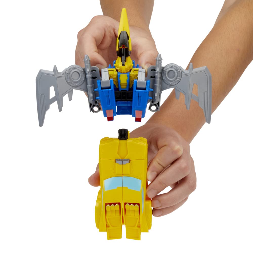 Transformers Bumblebee Cyberverse Adventures: tail whip accessory adds extra battle flair.
