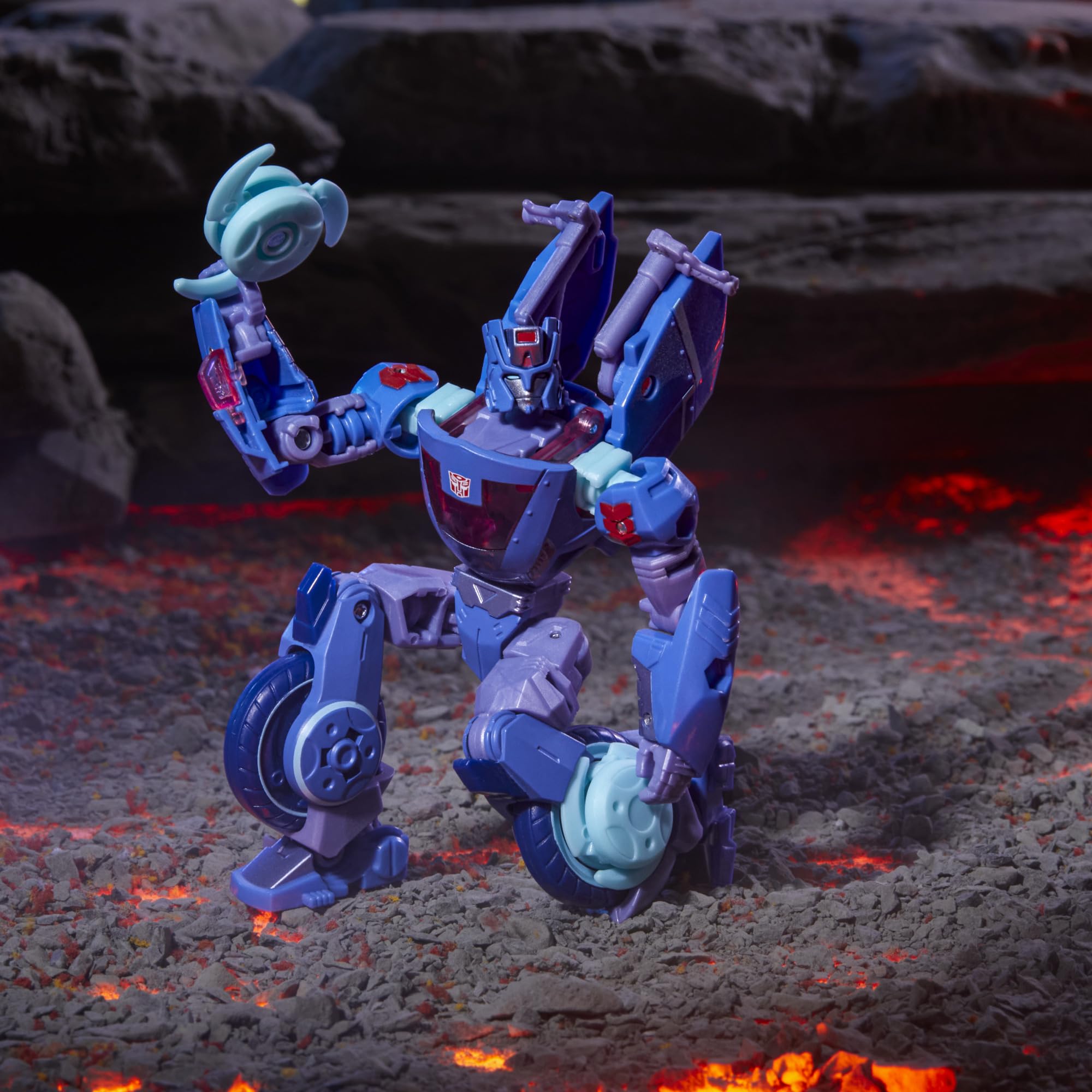 Transformers Chromia 2-in-1 conversion in 20 steps for engaging play.