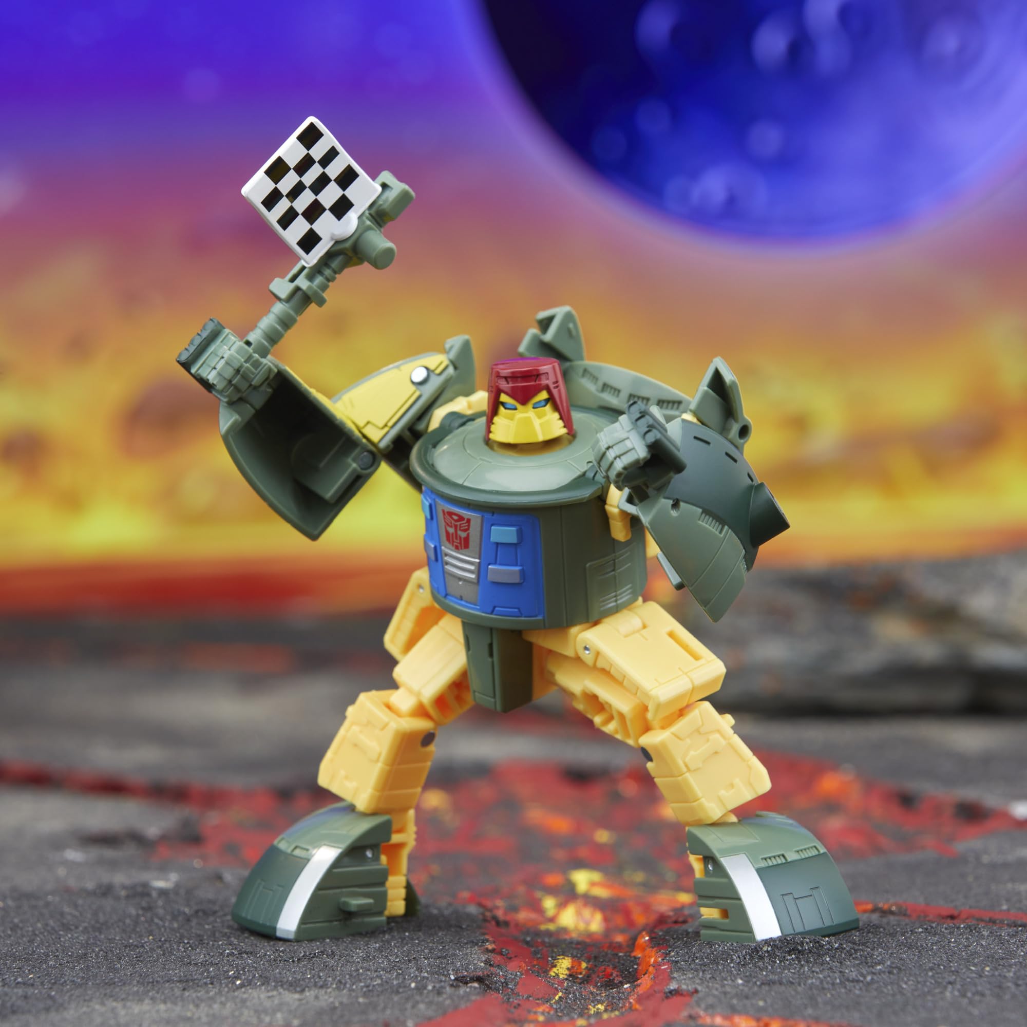 Transformers Cosmos flag attachment adds display detail in spaceship mode