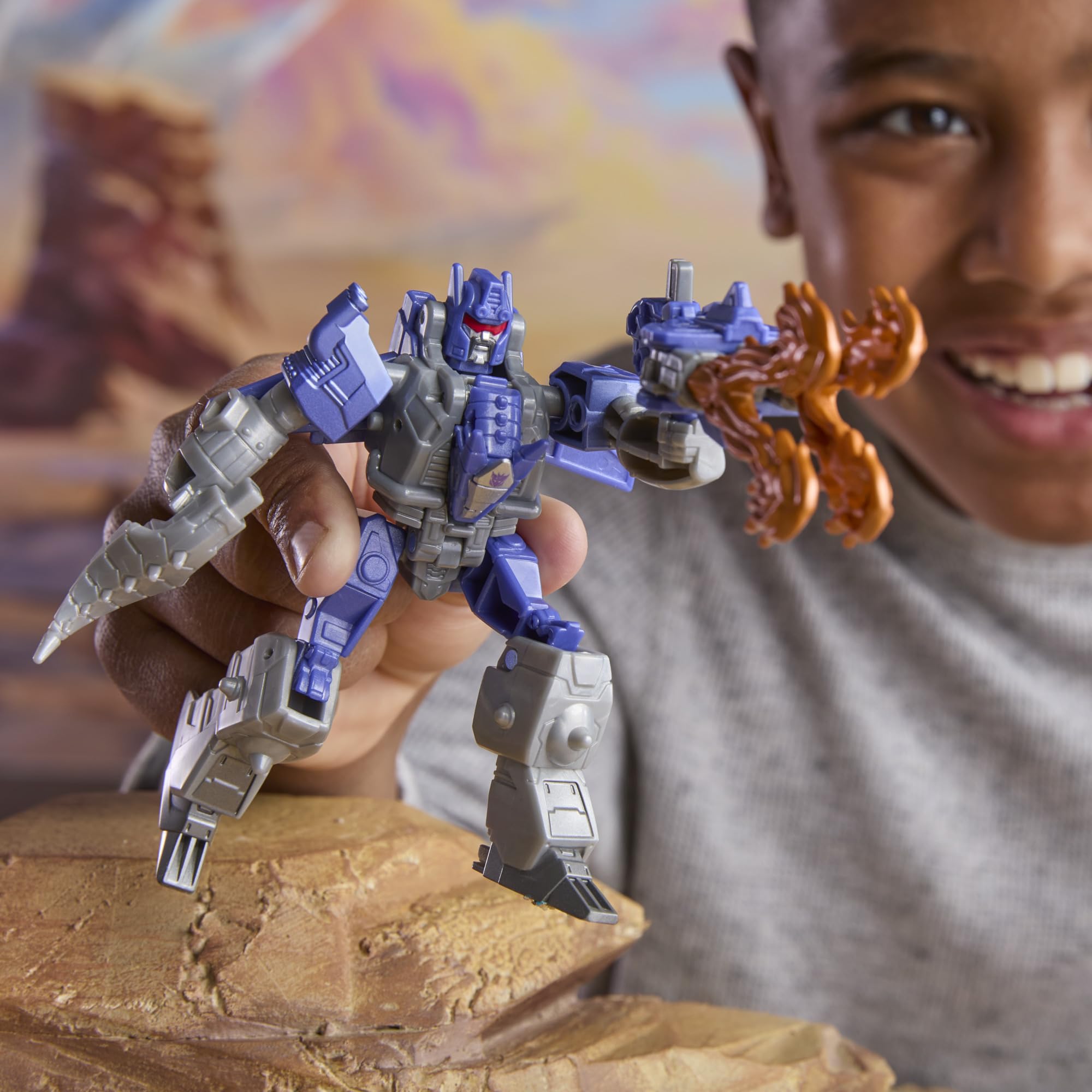 Transformers CYBERWORLD Flame Blaster attachment on robot mode for action