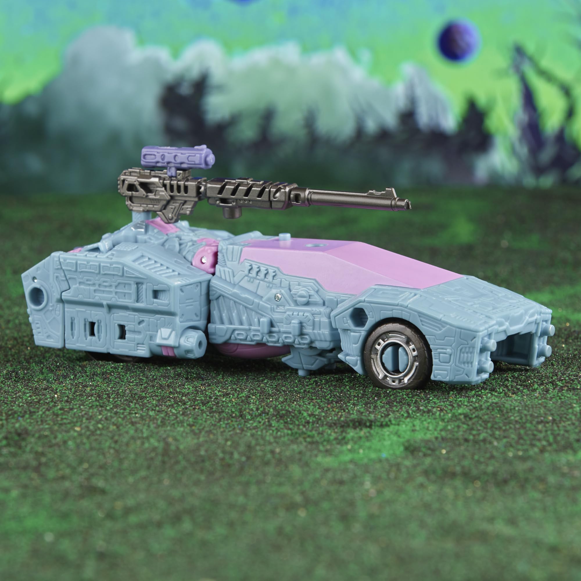 Transformers Deadeye Duel 2-Pack blaster accessories included for heroic poses