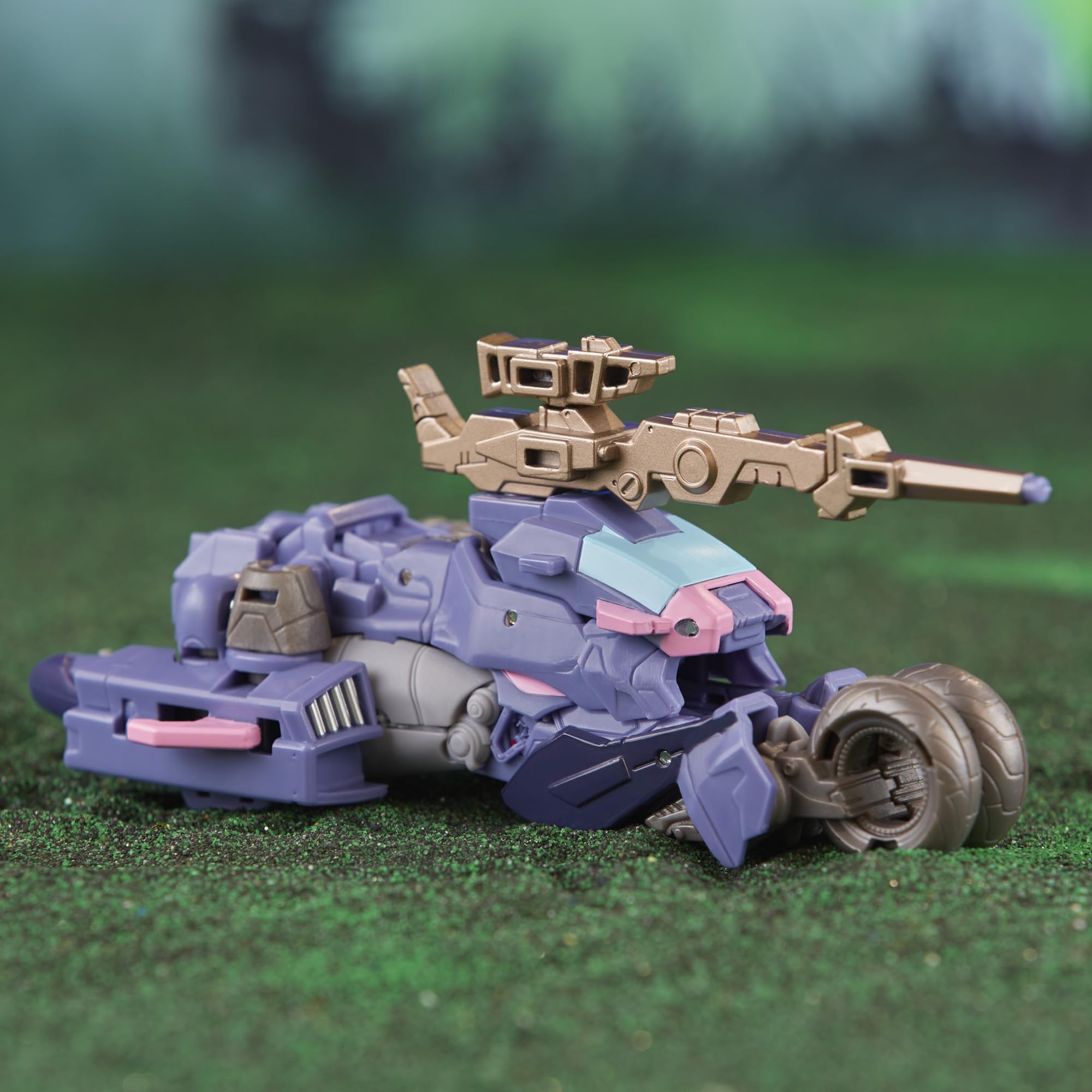 Transformers Deadeye Duel 2-Pack transforming figures ready for imaginative play