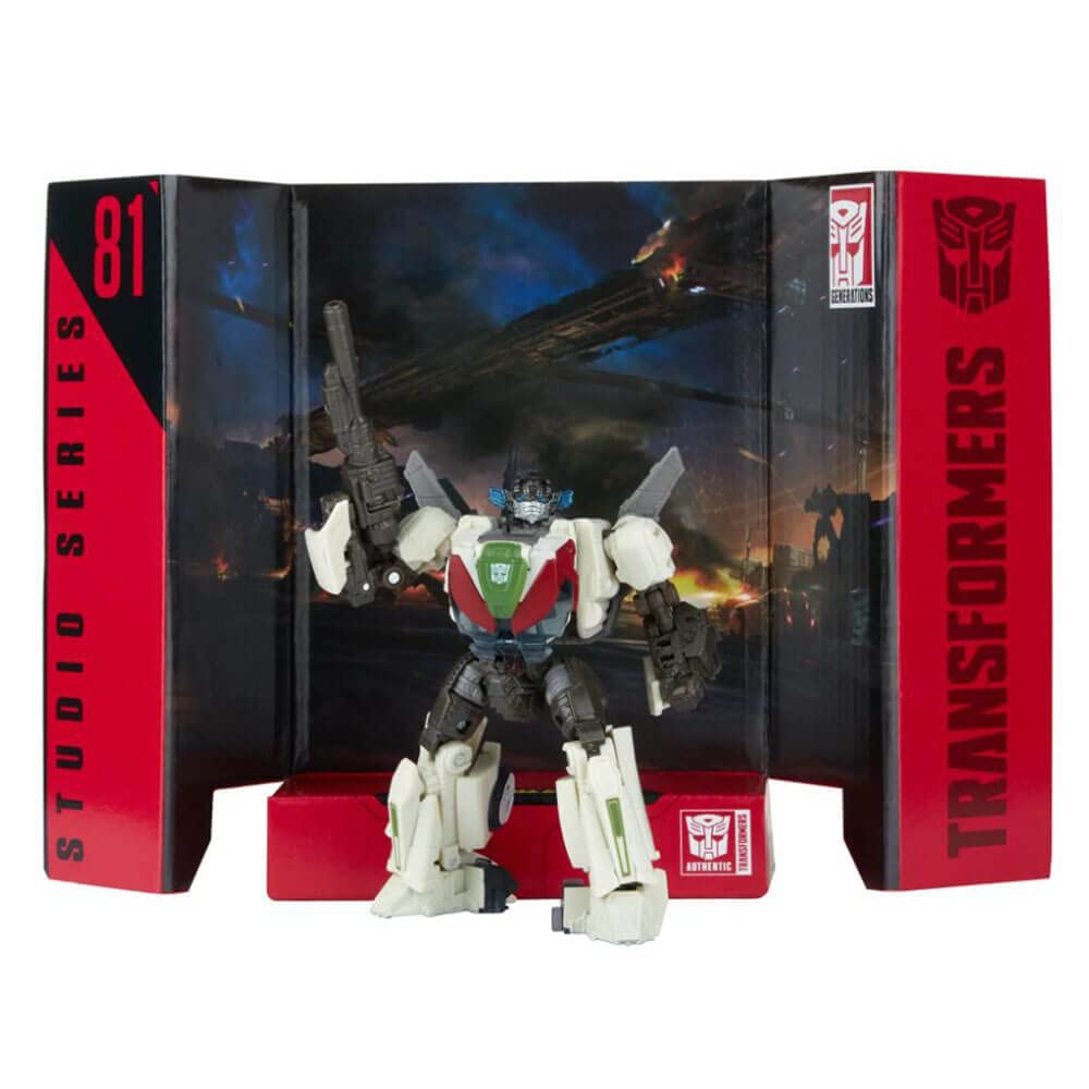 Transformers Deluxe 4.5-inch scale figure fits compact shelves.