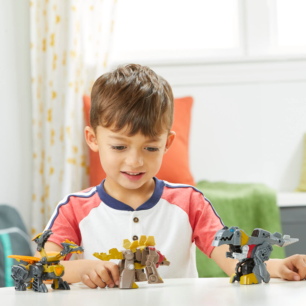 Transformers Dinobot Adventures Predaking figure suited for compact display and storytelling.
