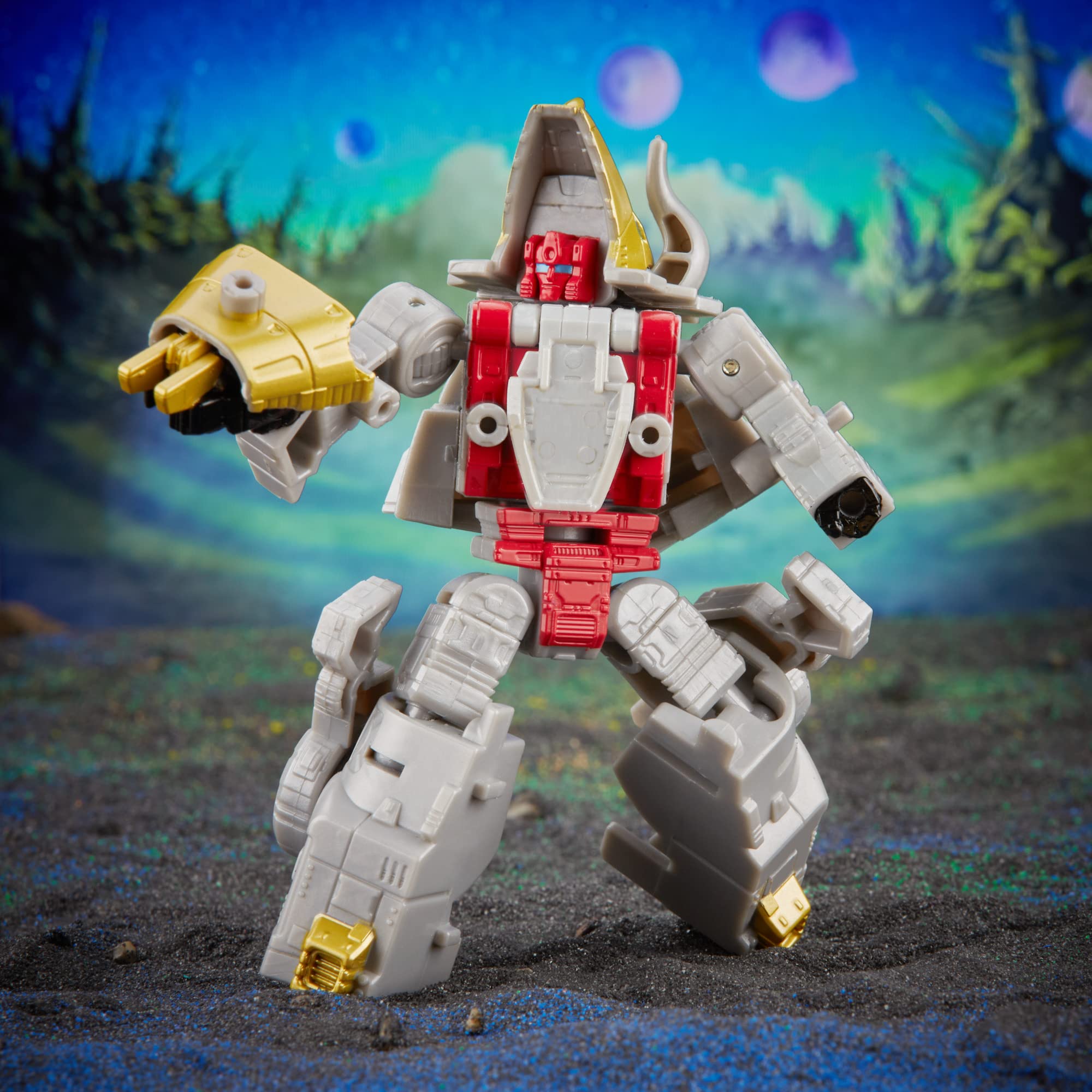 Transformers Dinobot Slug showing Volcanicus head and upper torso connection.