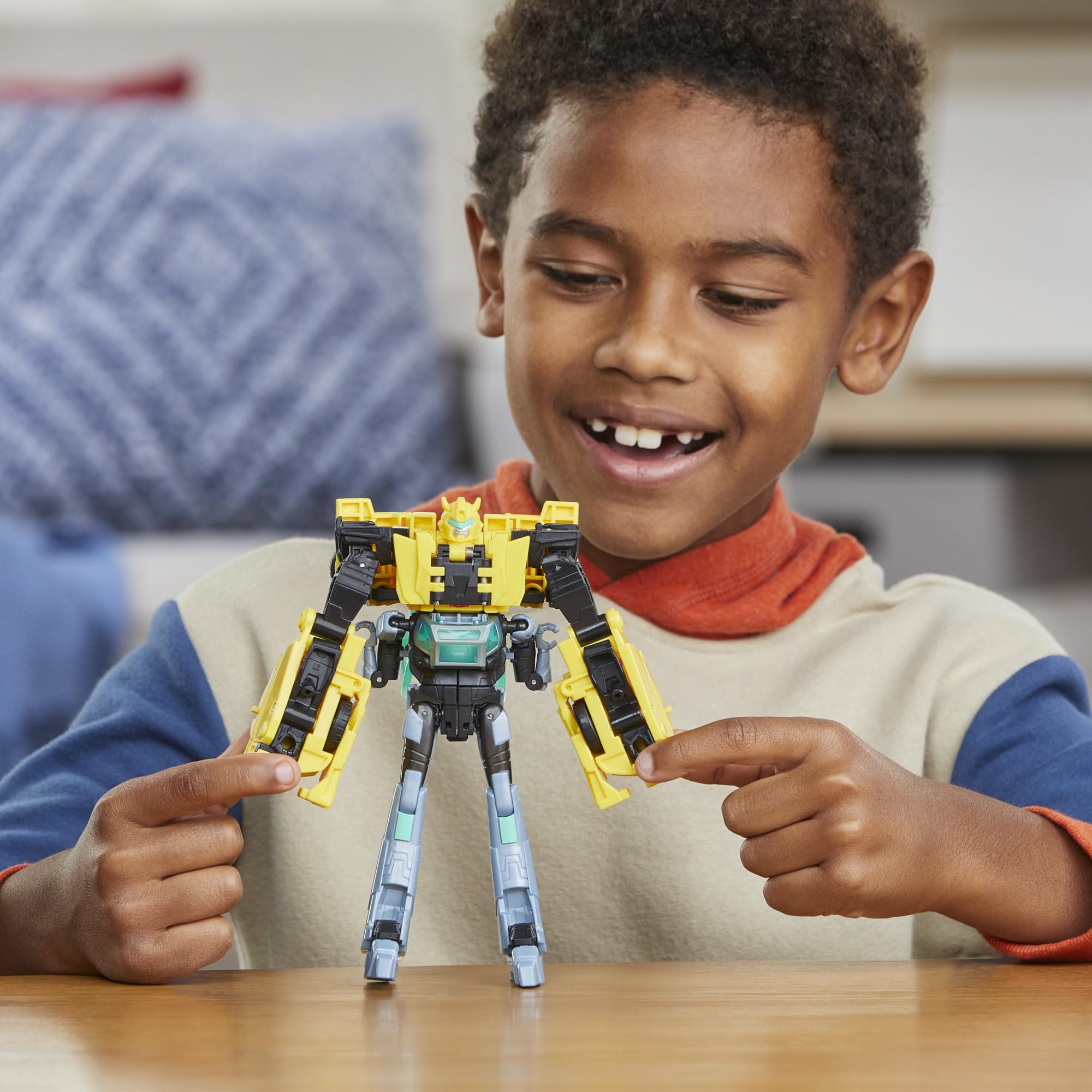 Transformers EarthSpark 5-inch scale figures fit playtime and display.