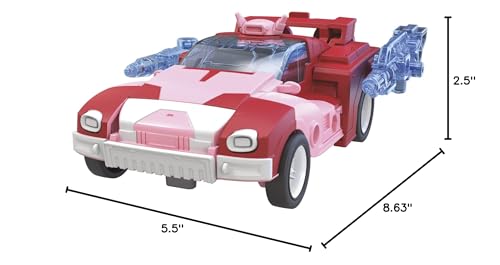 Elita-1 includes two Energon rifles for versatile robot and car mode poses.