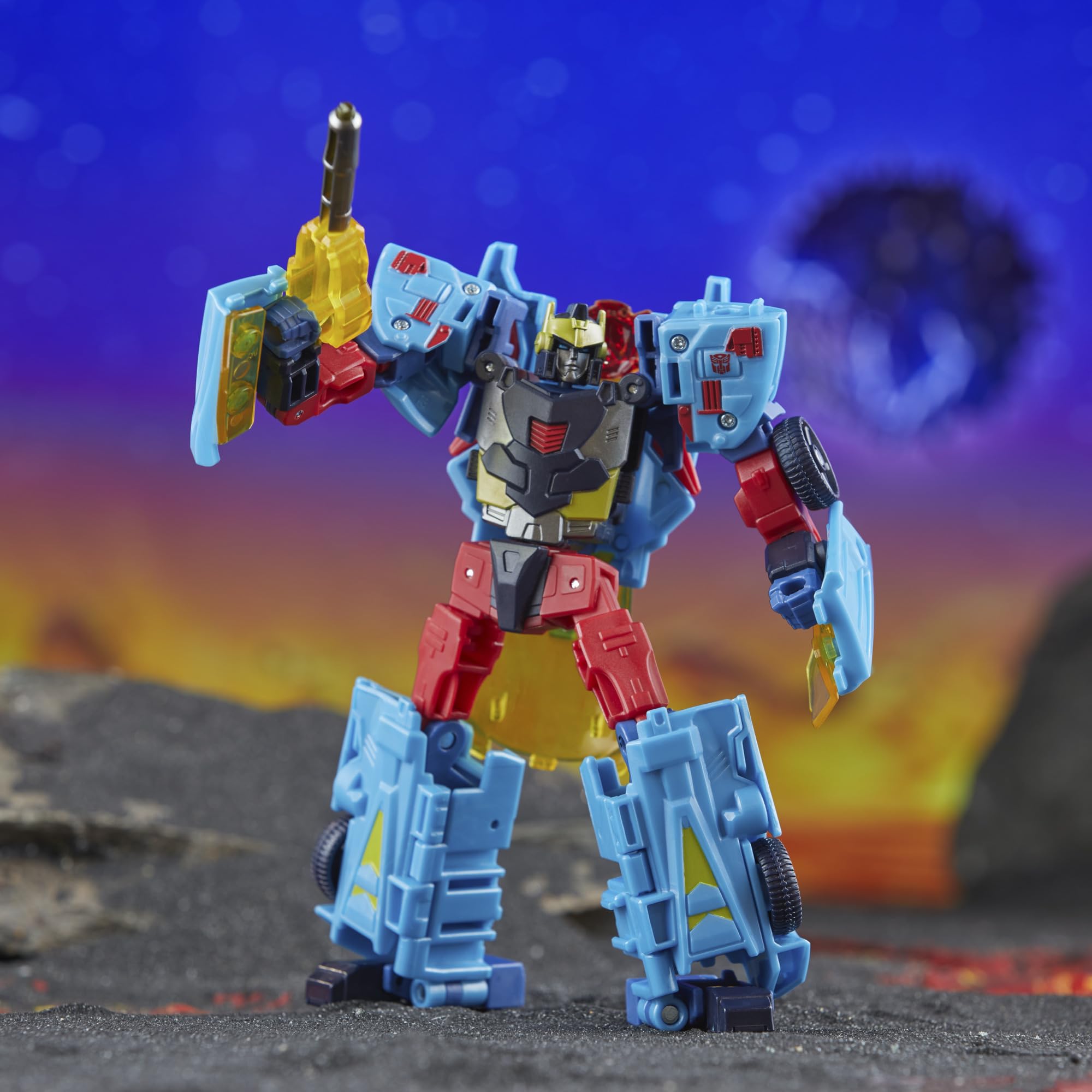 Transformers Hot Shot blaster accessory adds versatile play options.