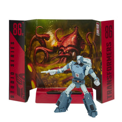 Kup includes blaster and Energon canteen accessories for interactive play.