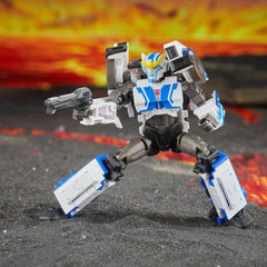 Transformers TRA GEN Legacy EV Deluxe Strong Arm in battle-ready stance invites imaginative play.