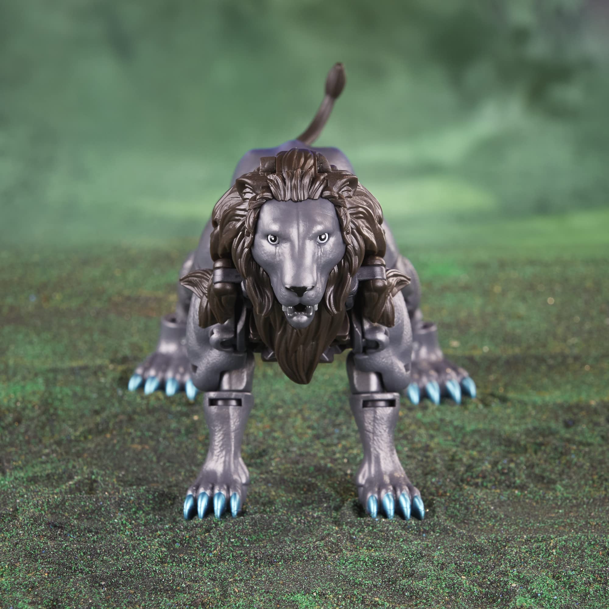 Beast Wars II inspiration echoes in the Legacy Evolution design sensibly.