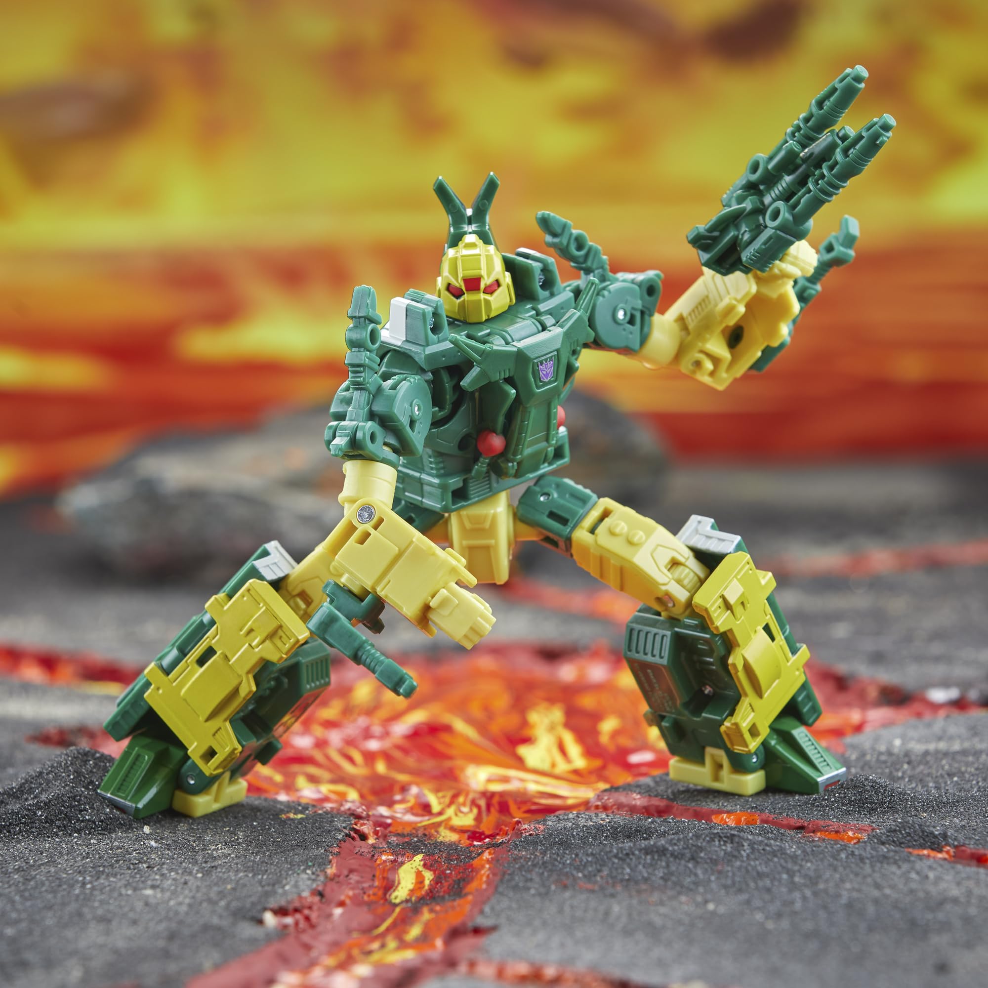 Transformers Legacy clear blast effects, cinematic accents for imaginative battles.