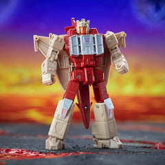 Transformers Legacy Mayhem gatling gun accessory enhances battle scenes