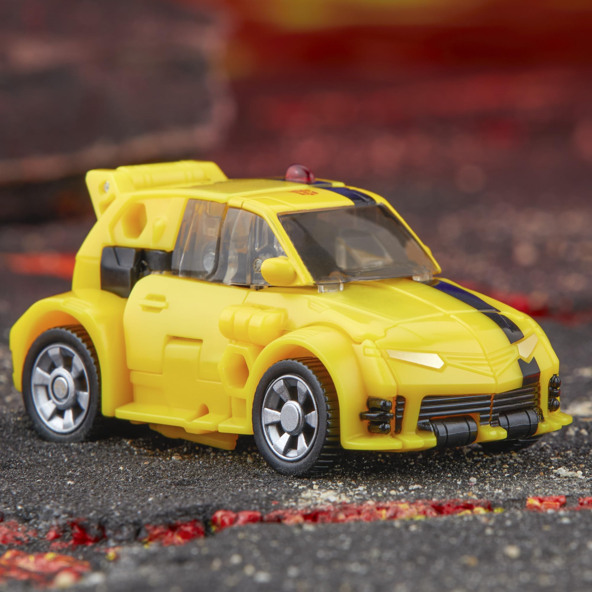 Bumblebee 22-step conversion highlights intricate transformation sequence and play value.