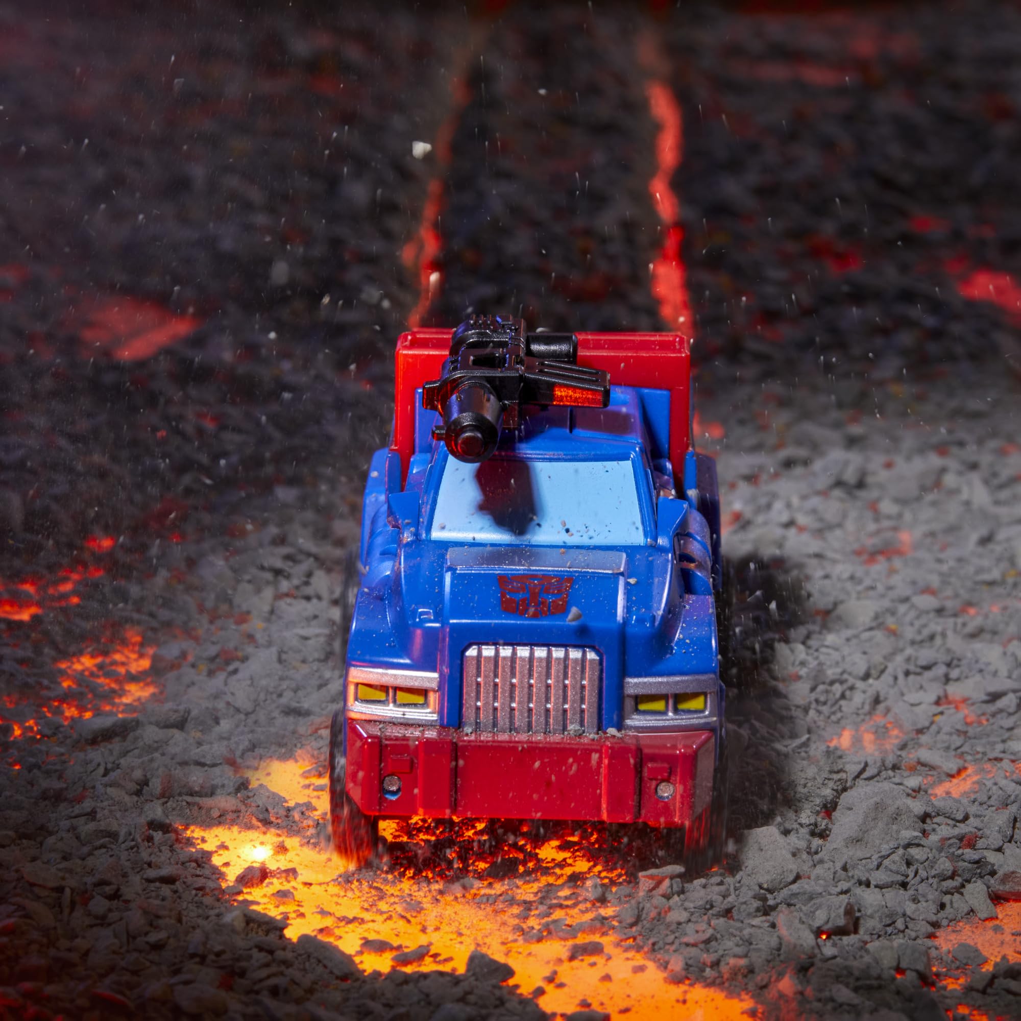 Transformers Legacy United Gears vintage-inspired look connects to four decades of history.