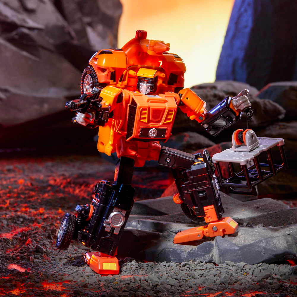 G1-inspired deco on Sandstorm highlights classic Transformers aesthetics