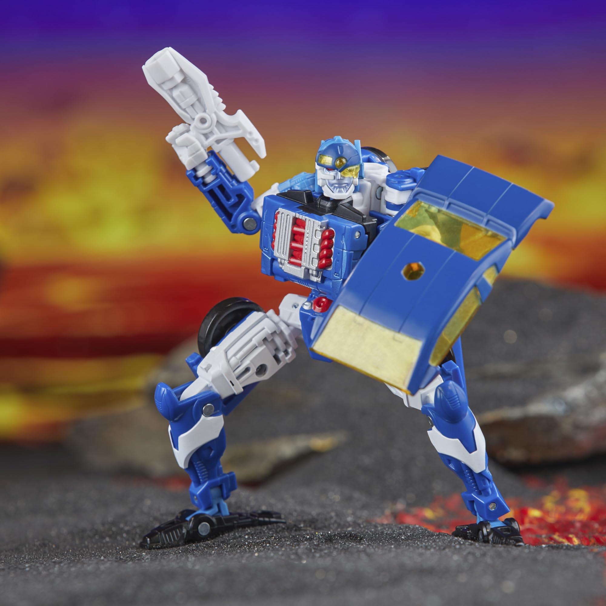 Transformers Legacy United Side Burn 18-step conversion in progress showcase.