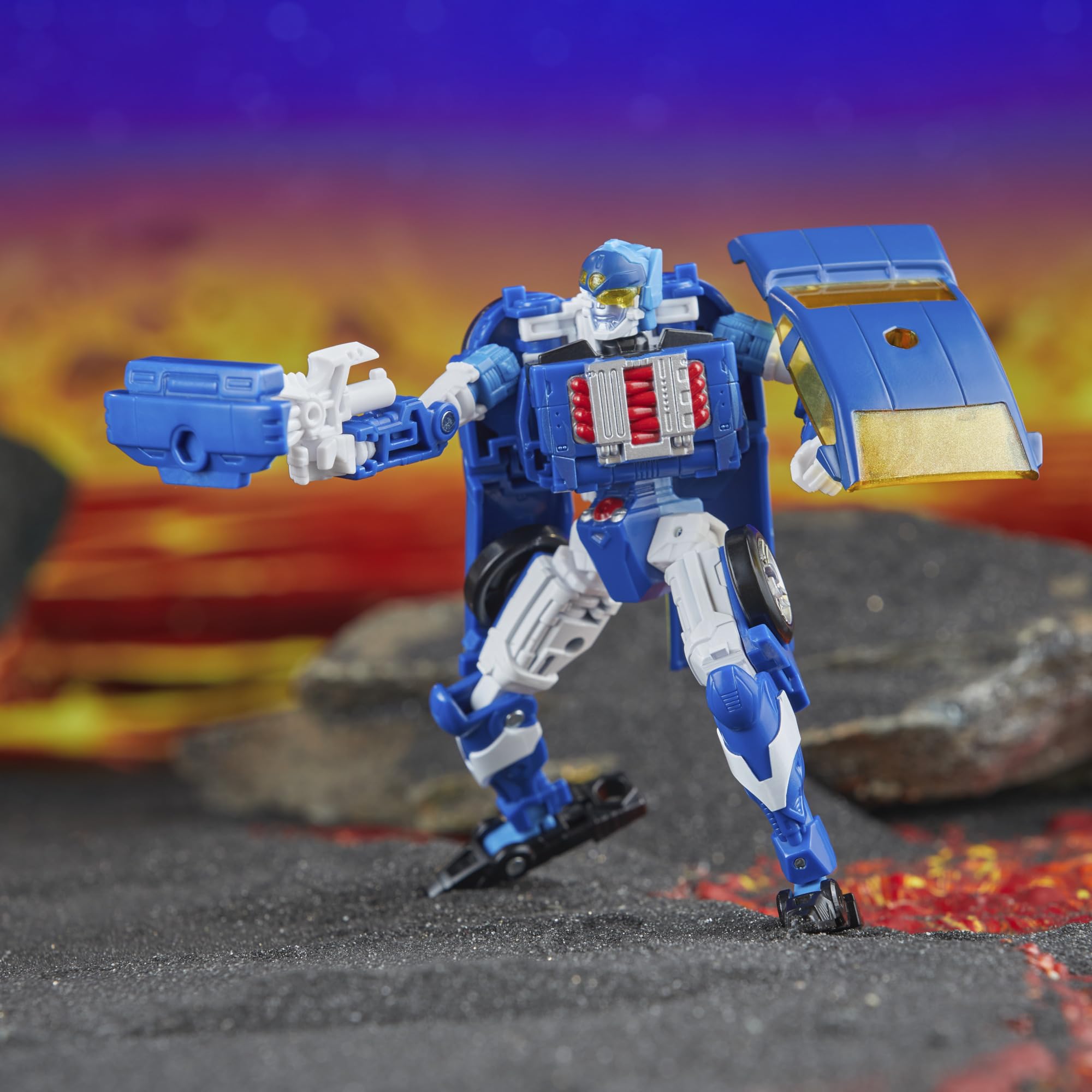 Transformers Legacy United Side Burn roof piece becomes a shield.
