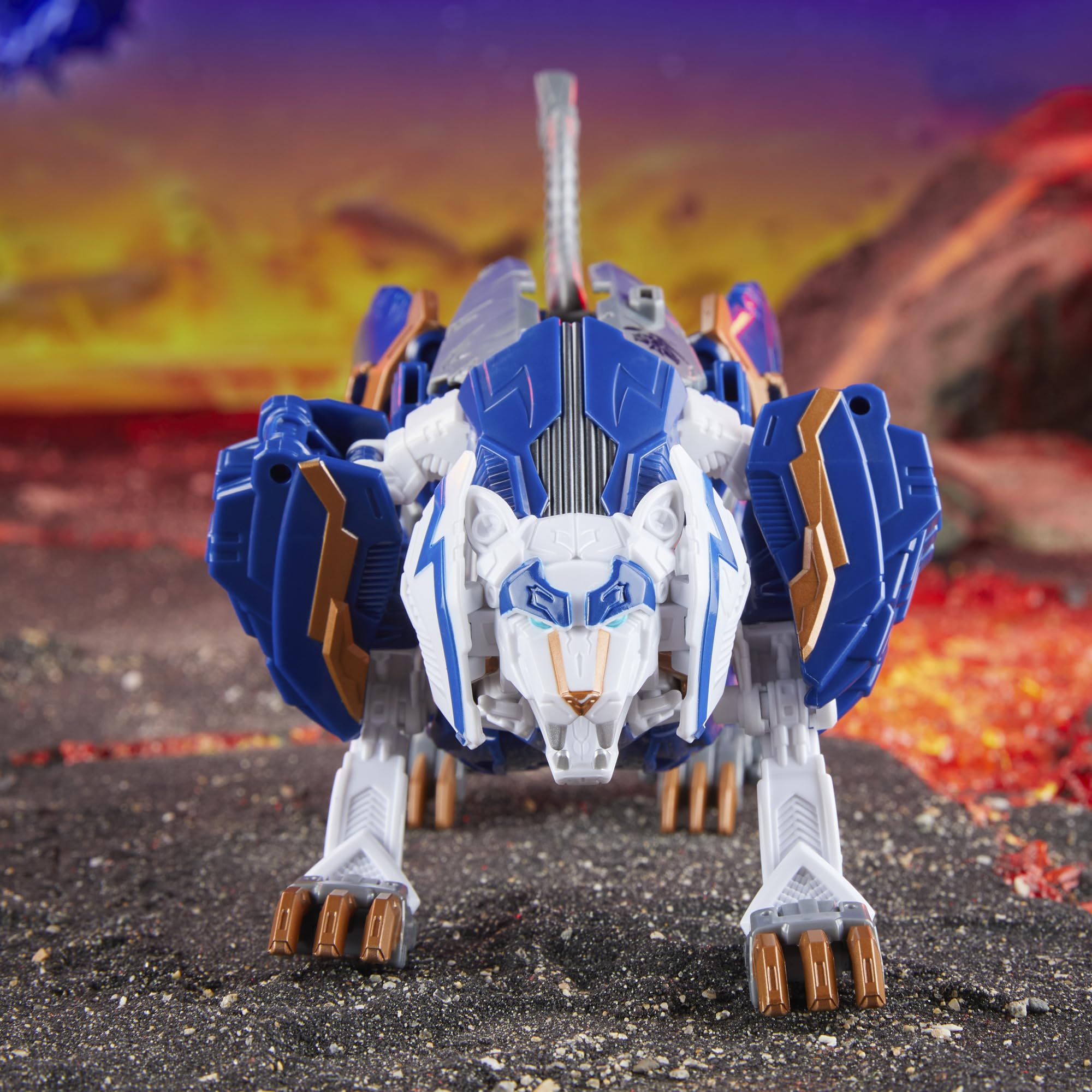 Transformers Legacy United Thundertron sword attachment enhances both modes.