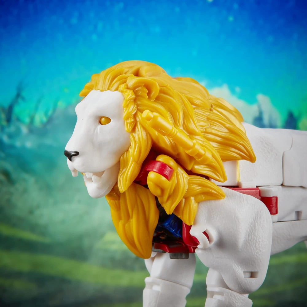 Transformers Leo Prime missile blasters attached in lion form enhance display options.