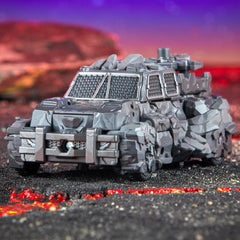 Transformers Magneous in vehicle mode offers dynamic display and quick conversion options.