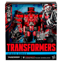 Transformers Mannequin claw accessory adds extra action in robot mode.