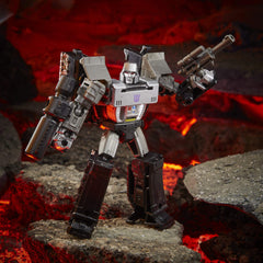 Fusion Cannon and blaster accessories connect for classic G1 battles.
