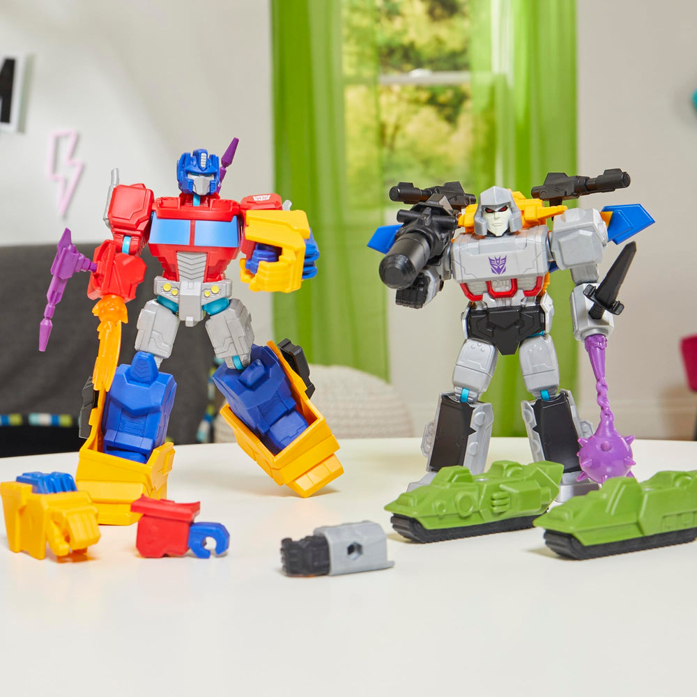 Transformers MixMashers deluxe gift-pack offers a versatile, engaging toy for kids aged 4+.