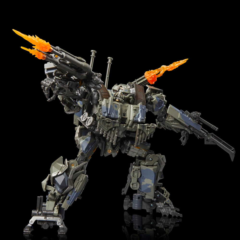 Decepticon Brawl accessories including missiles and effects.