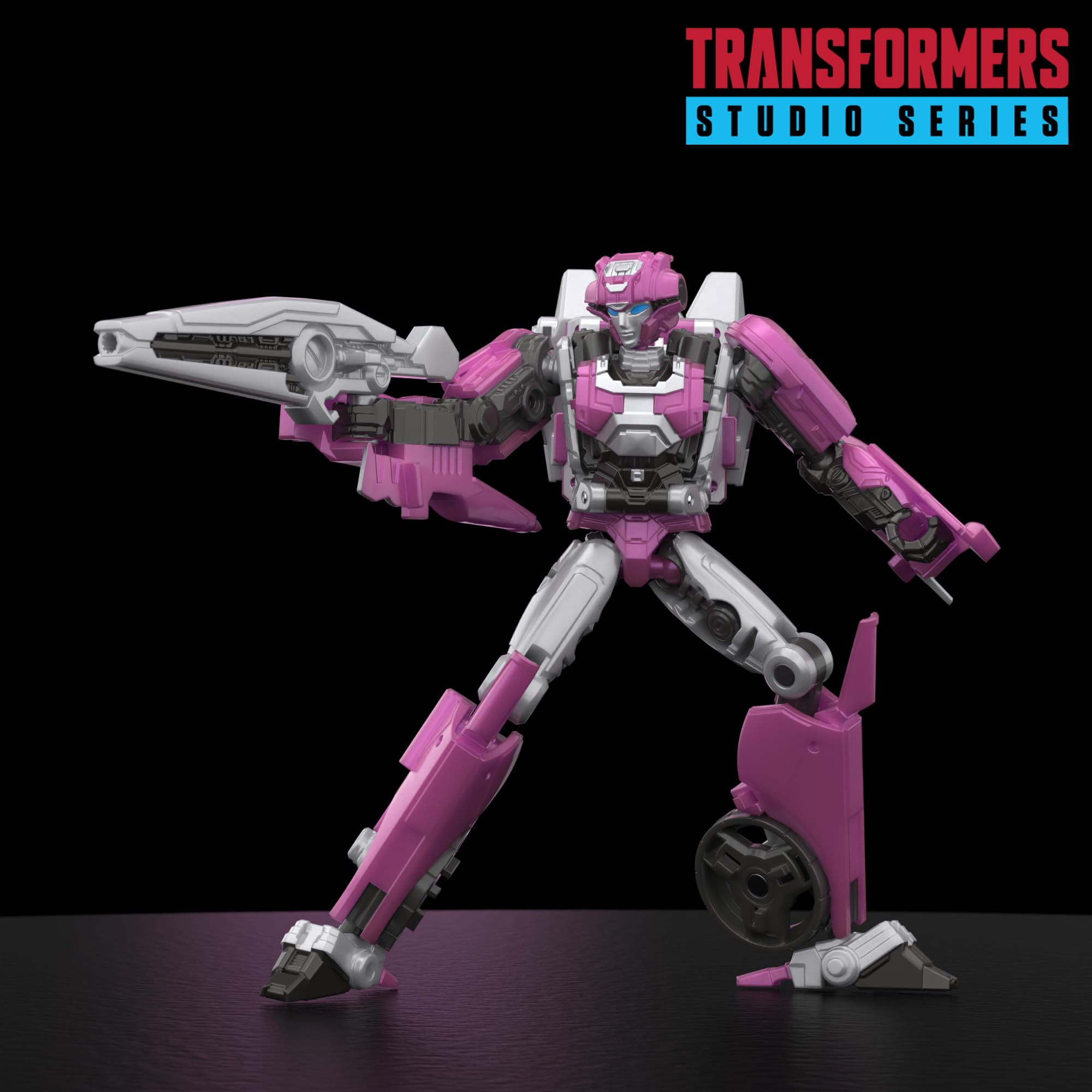 Transformers One Elita-1 deluxe blaster and jetpack accessories for battle-ready display